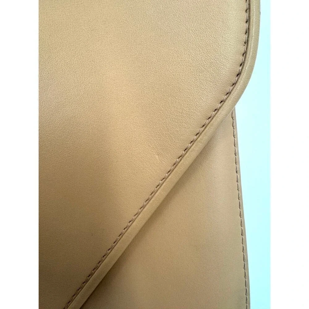Bottega Veneta Mount Leather‎ Beige Tan Crossbody Shoulder Bag